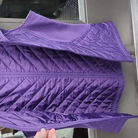 Columbia Full-Zip Nylon/Fleece Puff Vest Size S - Picture 9 of 9